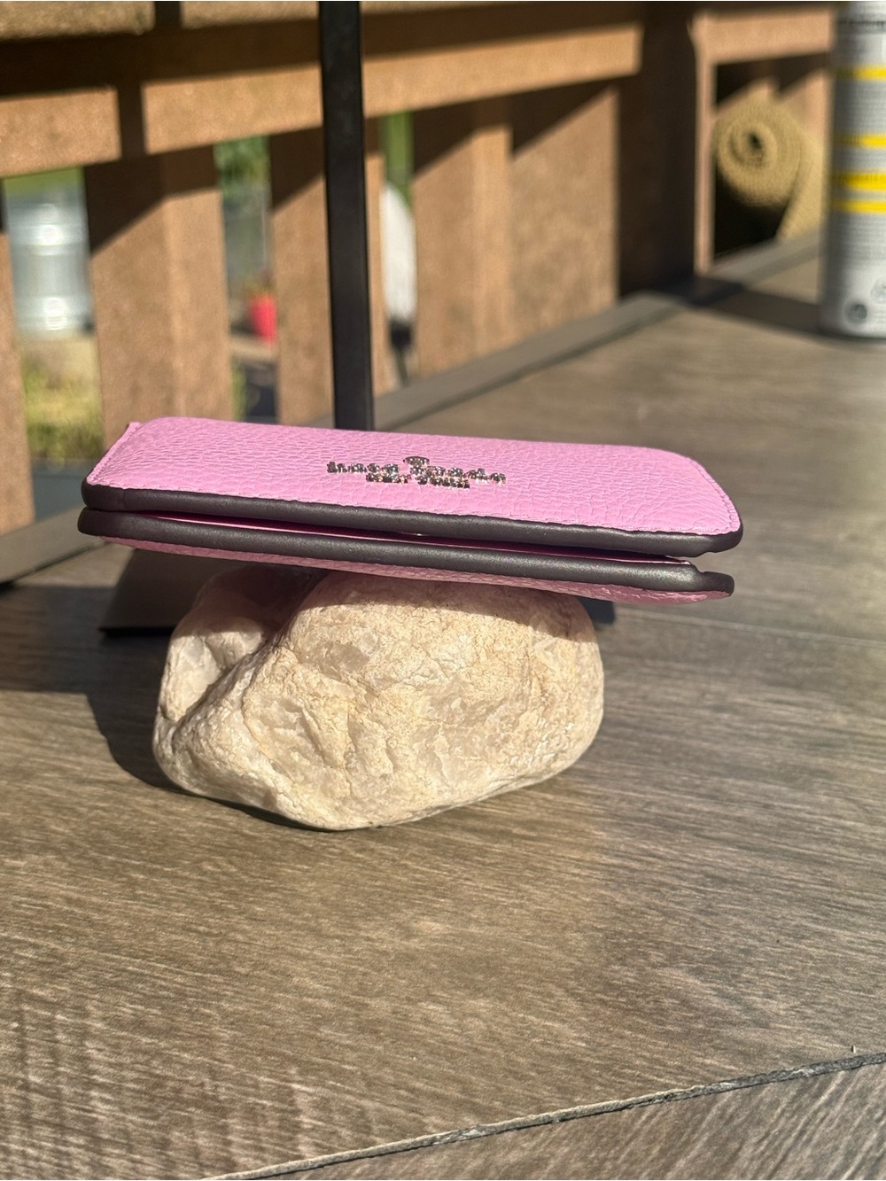 NWOT kate spade Pink Pebbled Leather Compact Wallet - Picture 6 of 9